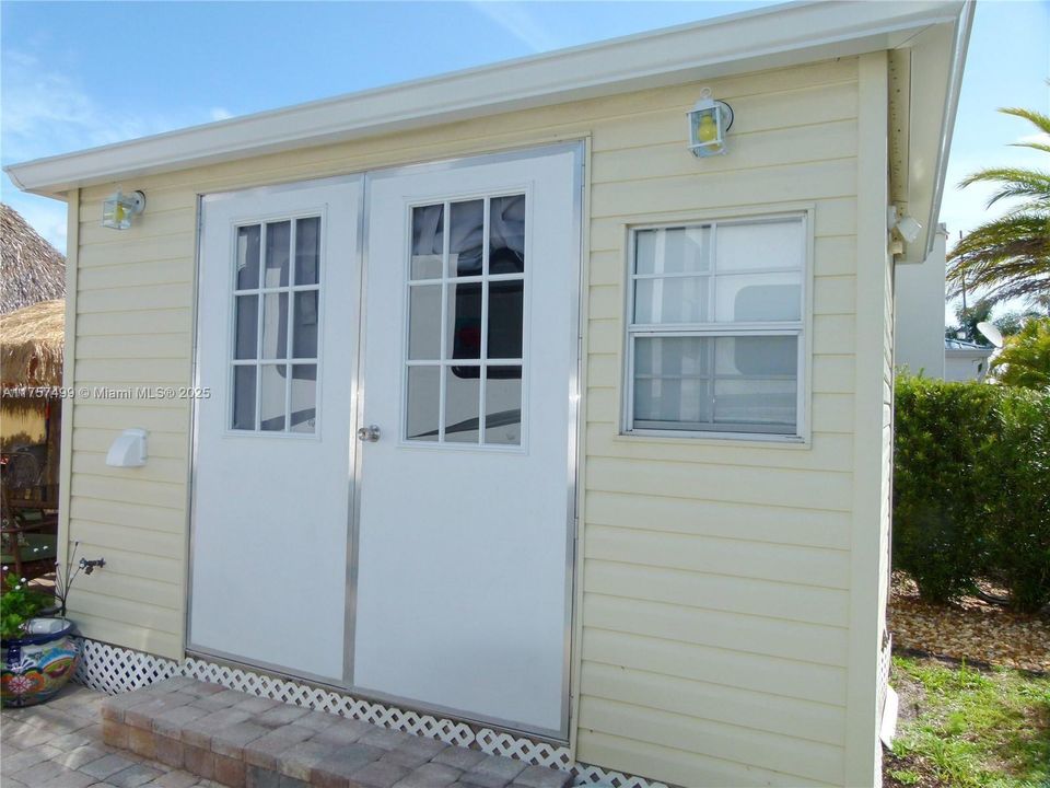 待售: $154,000 (0.07 acres)