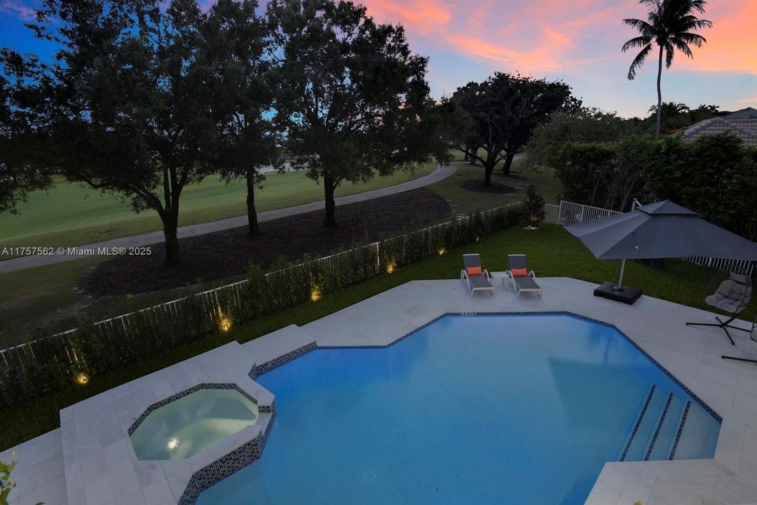 В аренду: $50,000 (6 спален, 6 ванн, 4201 Квадратных фут)