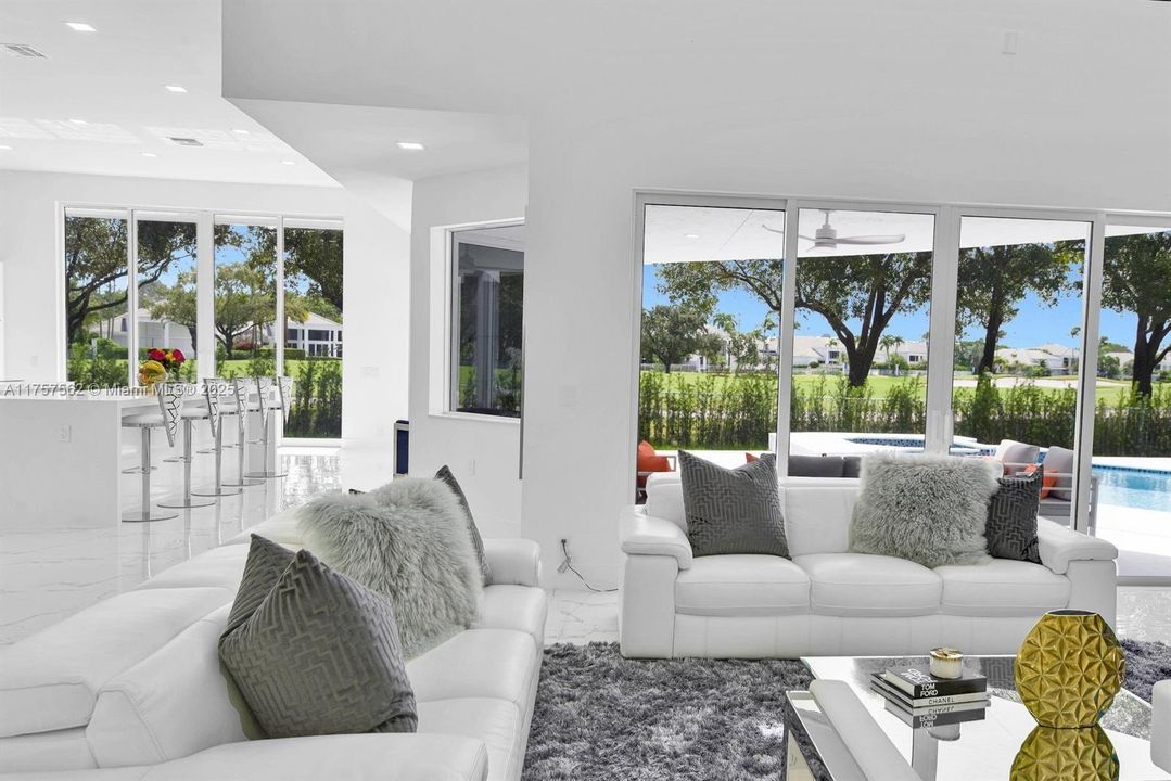 В аренду: $50,000 (6 спален, 6 ванн, 4201 Квадратных фут)