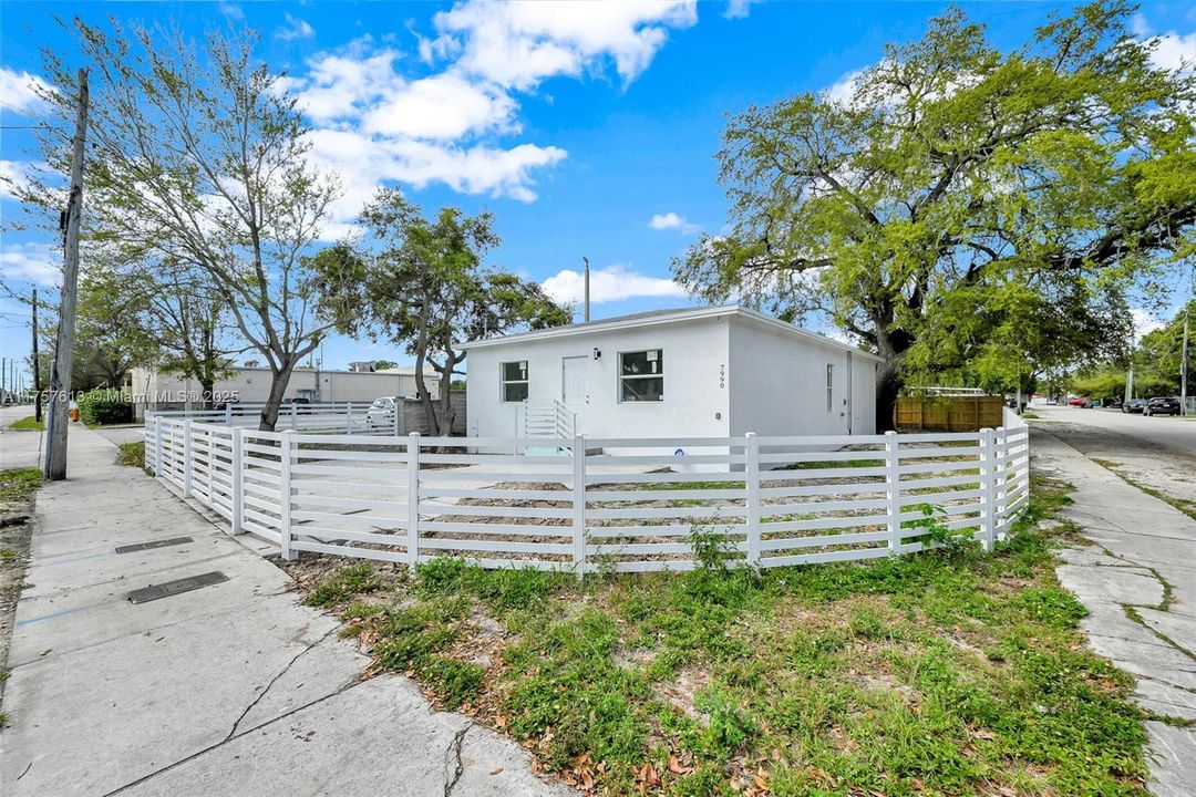 For Sale: $525,000 (4 beds, 2 baths, 0 Square Feet)