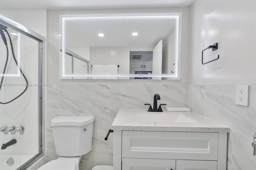 待售: $185,000 (0 贝兹, 1 浴室, 360 平方英尺)