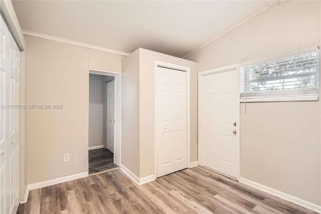 For Sale: $457,000 (3 beds, 2 baths, 1452 Square Feet)