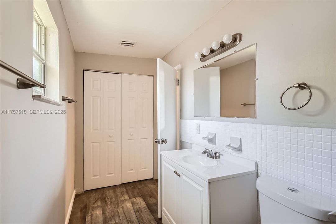 For Sale: $457,000 (3 beds, 2 baths, 1452 Square Feet)