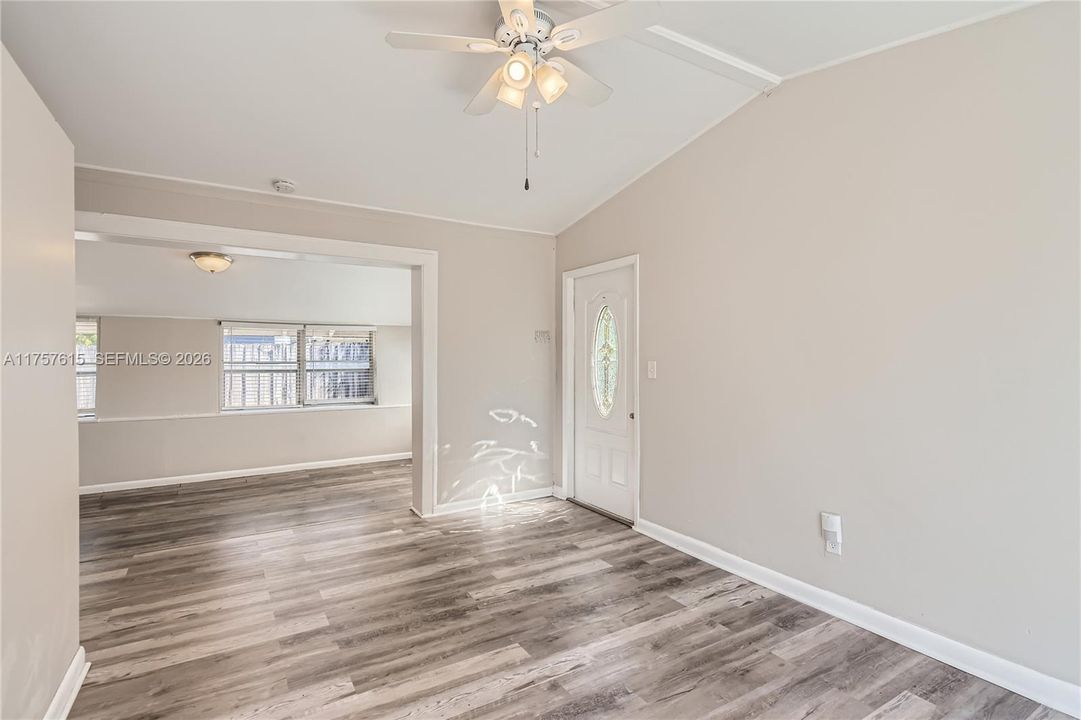 For Sale: $457,000 (3 beds, 2 baths, 1452 Square Feet)