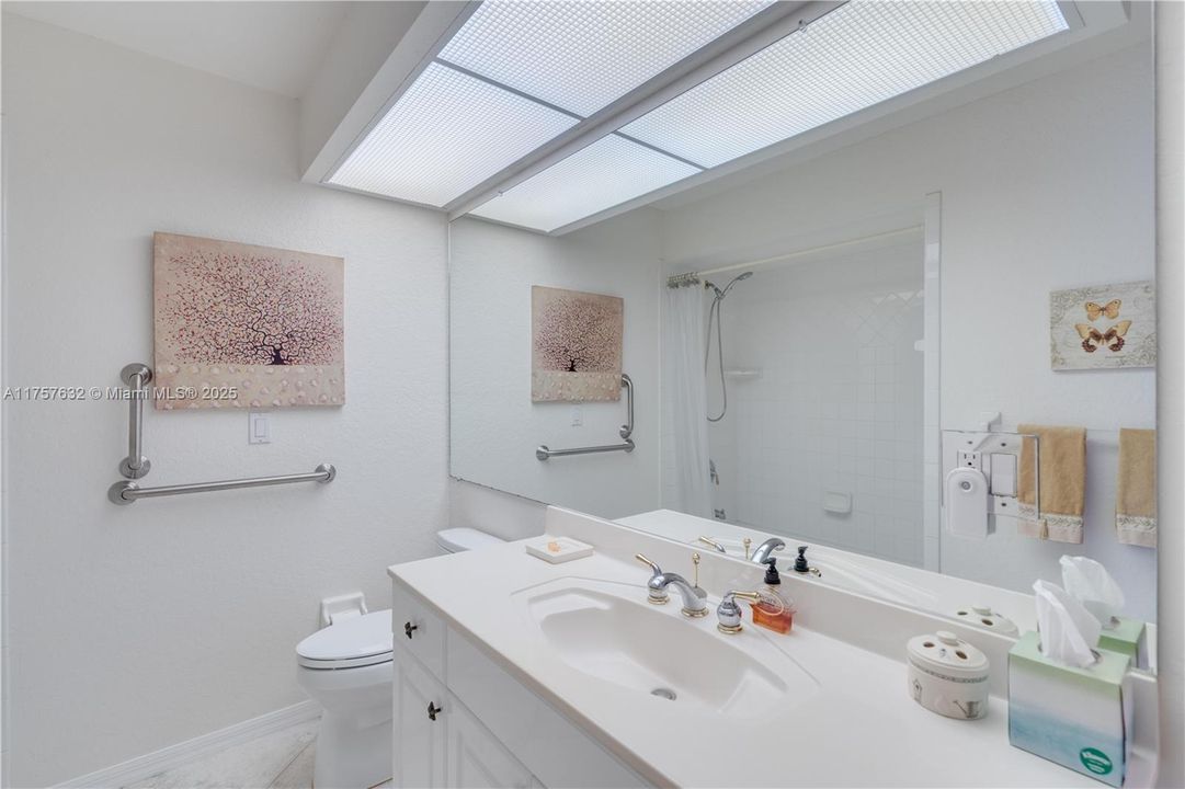 For Sale: $695,000 (4 beds, 3 baths, 3406 Square Feet)