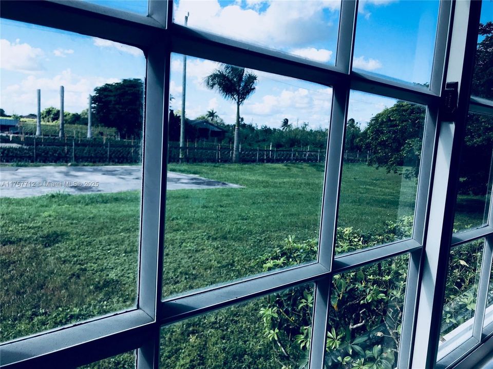 待售: $1,158,000 (4 贝兹, 2 浴室, 2500 平方英尺)