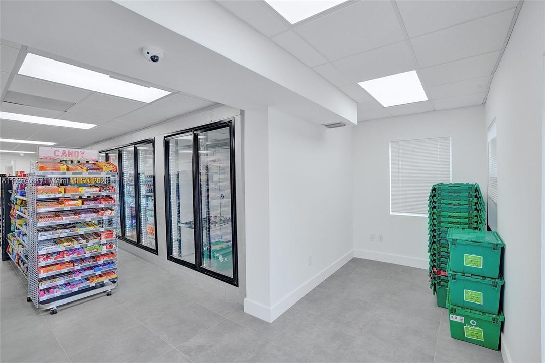 出租: $2,750 (0 贝兹, 0 浴室, 0 平方英尺)