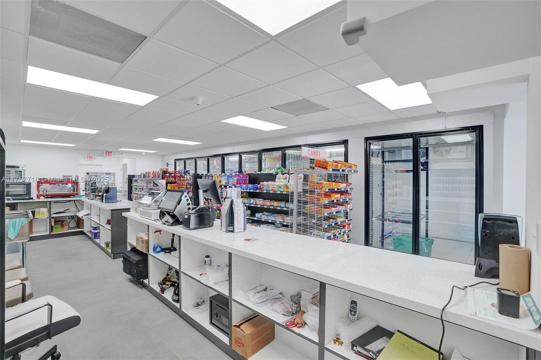 出租: $2,750 (0 贝兹, 0 浴室, 0 平方英尺)