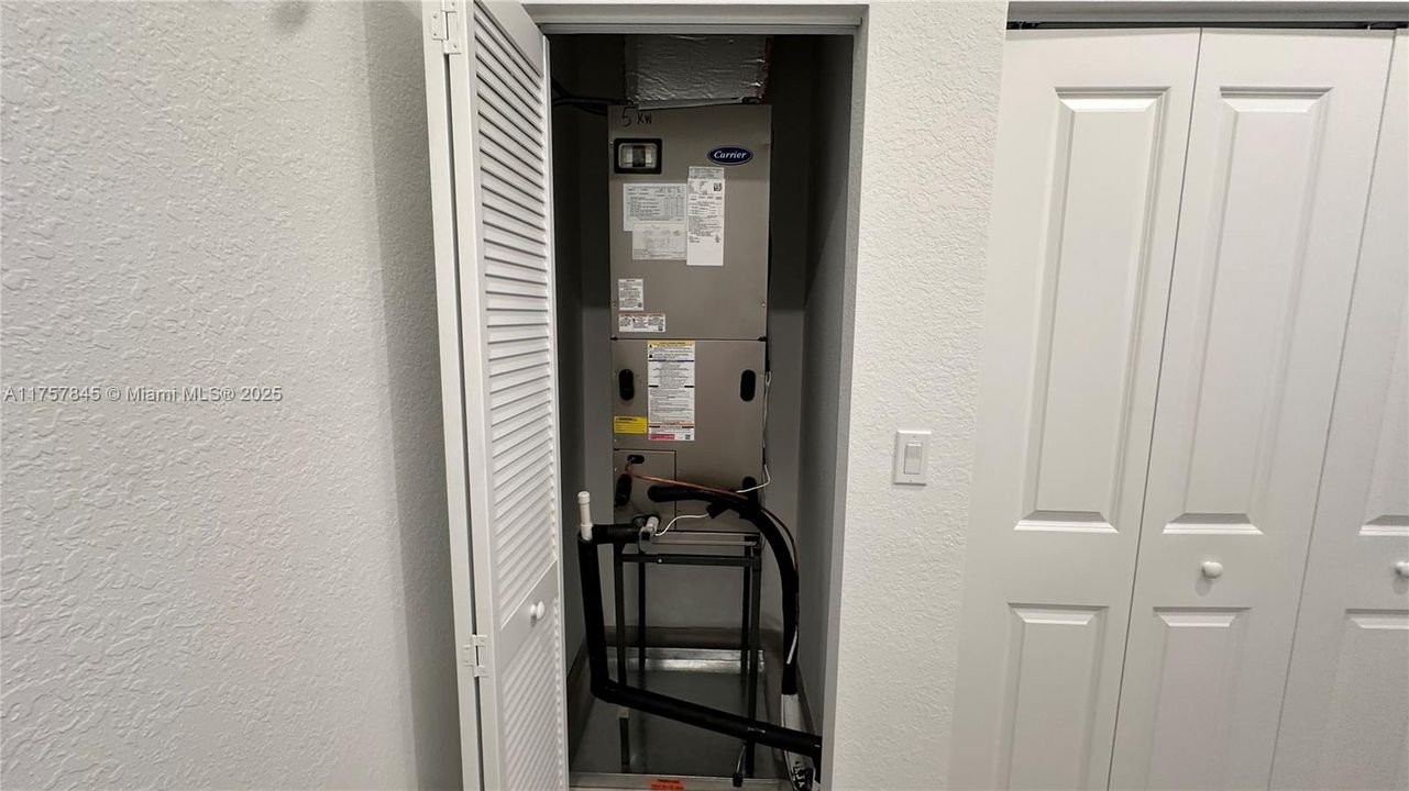 最近租的: $2,400 (3 贝兹, 2 浴室, 0 平方英尺)