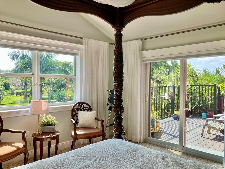 最近售出: $1,620,000 (4 贝兹, 3 浴室, 3328 平方英尺)