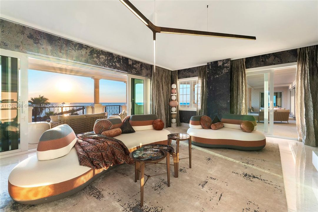En Venta: $27,500,000 (5 camas, 6 baños, 6820 Pies cuadrados)