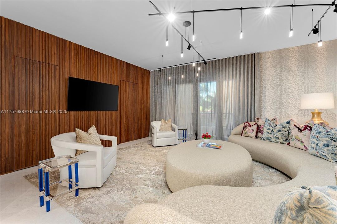 En Venta: $27,500,000 (5 camas, 6 baños, 6820 Pies cuadrados)