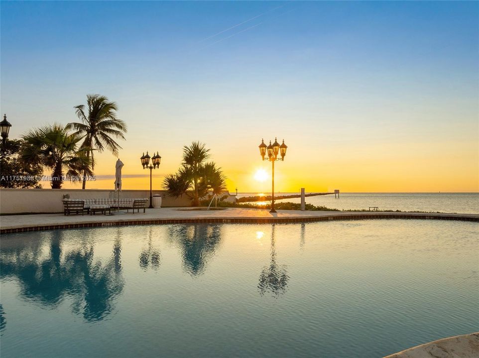En Venta: $27,500,000 (5 camas, 6 baños, 6820 Pies cuadrados)