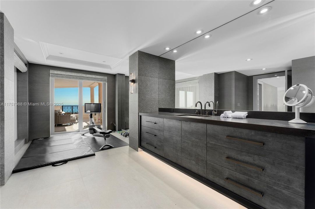 En Venta: $27,500,000 (5 camas, 6 baños, 6820 Pies cuadrados)