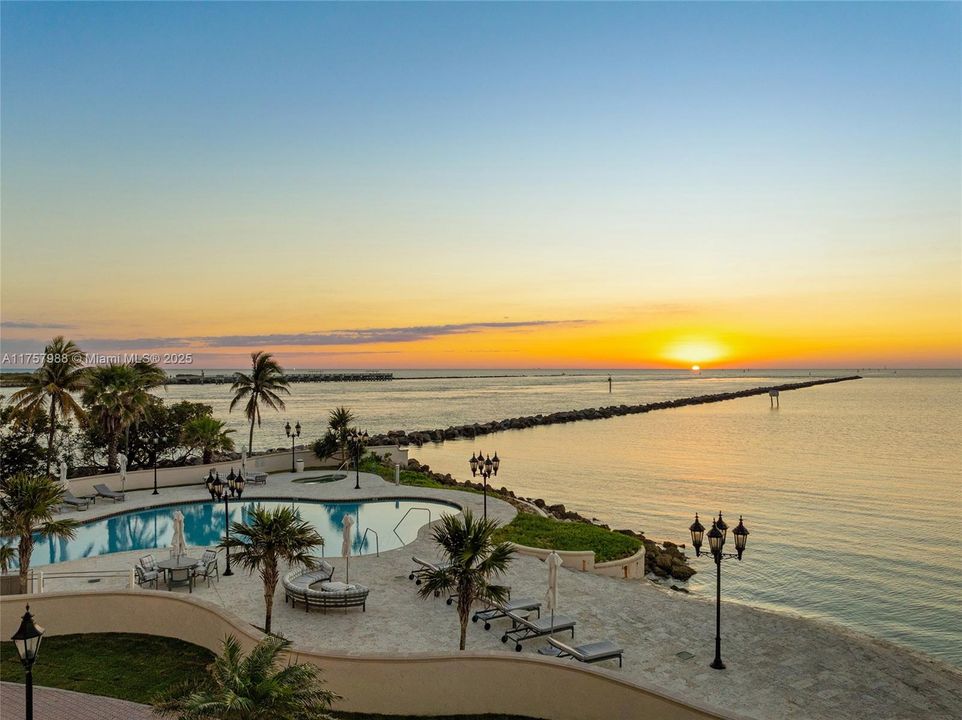 En Venta: $27,500,000 (5 camas, 6 baños, 6820 Pies cuadrados)