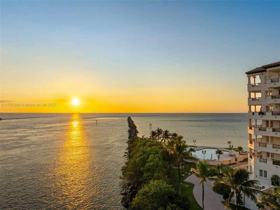 En Venta: $27,500,000 (5 camas, 6 baños, 6820 Pies cuadrados)