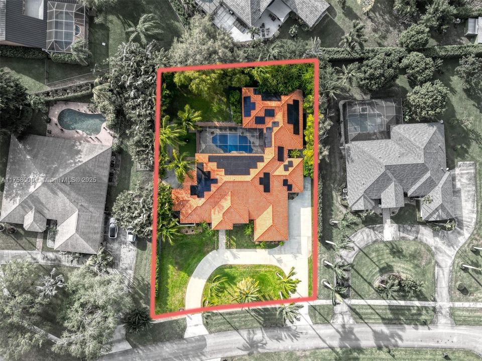 Recently Sold: $1,495,000 (6 beds, 4 baths, 4140 Square Feet)