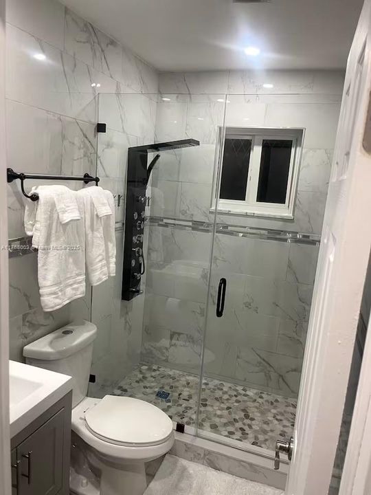 Recently Rented: $3,600 (4 beds, 2 baths, 1784 Square Feet)