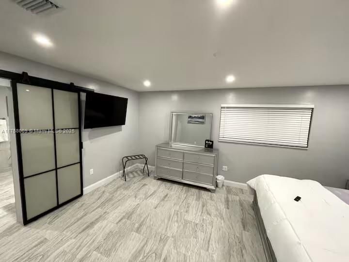 Recently Rented: $3,600 (4 beds, 2 baths, 1784 Square Feet)