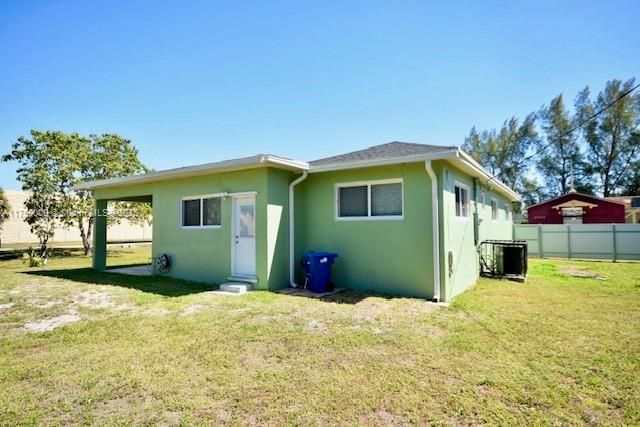 Recently Rented: $3,600 (4 beds, 2 baths, 1784 Square Feet)