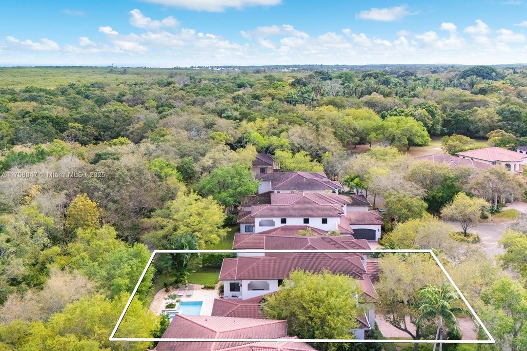 Recently Sold: $2,850,000 (5 beds, 5 baths, 3587 Square Feet)