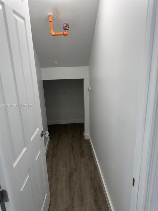 Recently Rented: $3,000 (3 beds, 2 baths, 0 Square Feet)