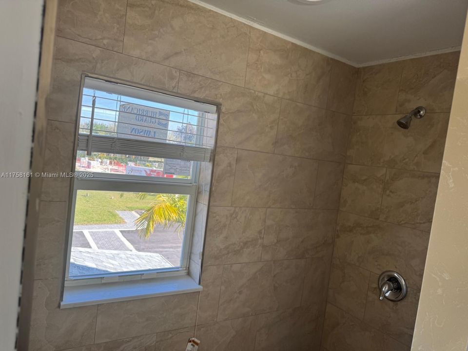 Recently Rented: $3,000 (3 beds, 2 baths, 0 Square Feet)