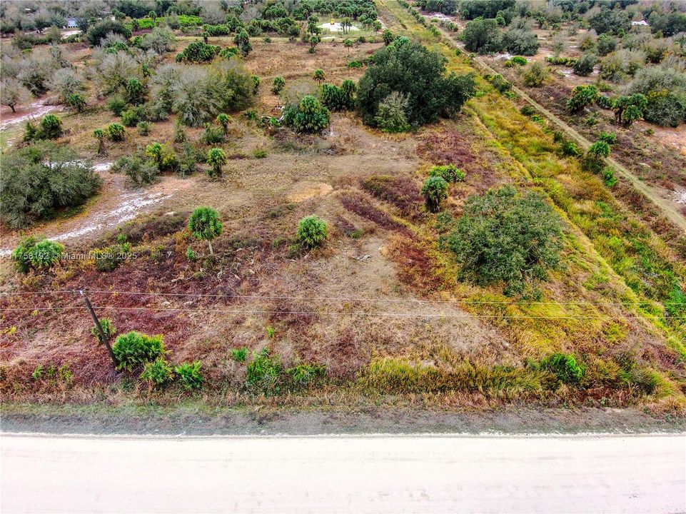 待售: $40,000 (1.25 acres)