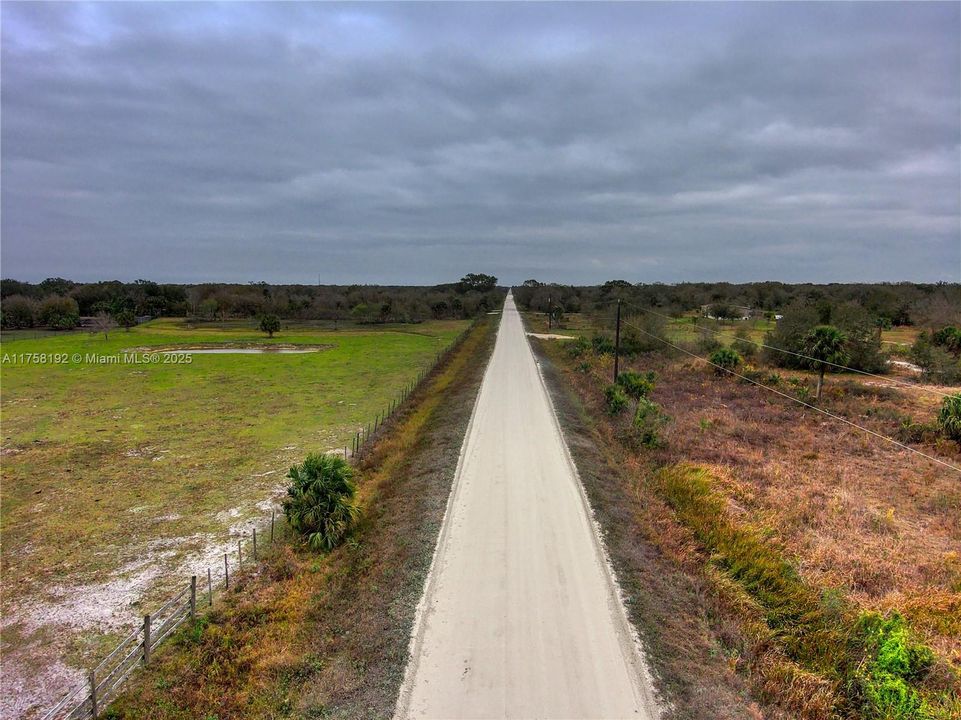 待售: $40,000 (1.25 acres)