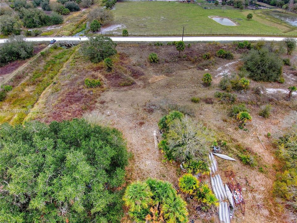 待售: $40,000 (1.25 acres)