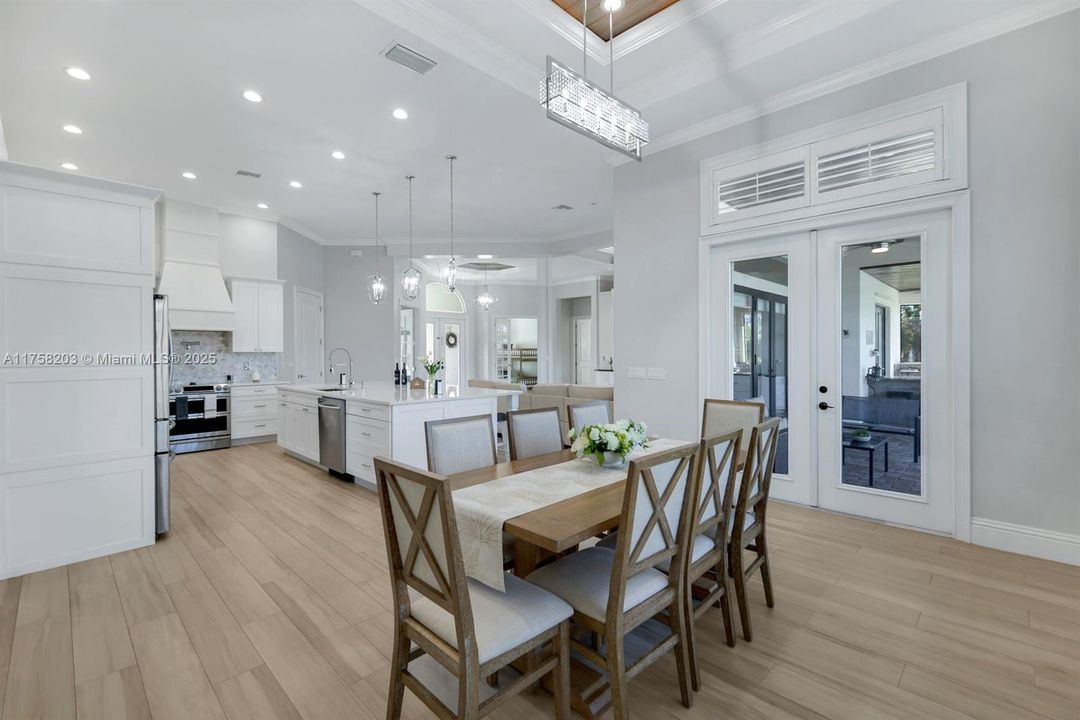 Recently Sold: $1,359,000 (4 beds, 2 baths, 2707 Square Feet)