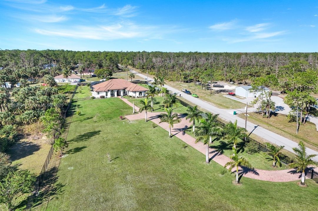 Recently Sold: $1,359,000 (4 beds, 2 baths, 2707 Square Feet)