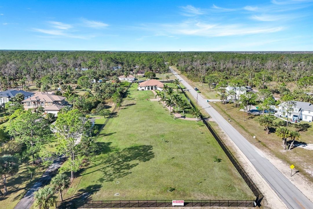 Recently Sold: $1,359,000 (4 beds, 2 baths, 2707 Square Feet)