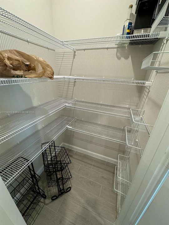 For Sale: $415,000 (3 beds, 2 baths, 1454 Square Feet)