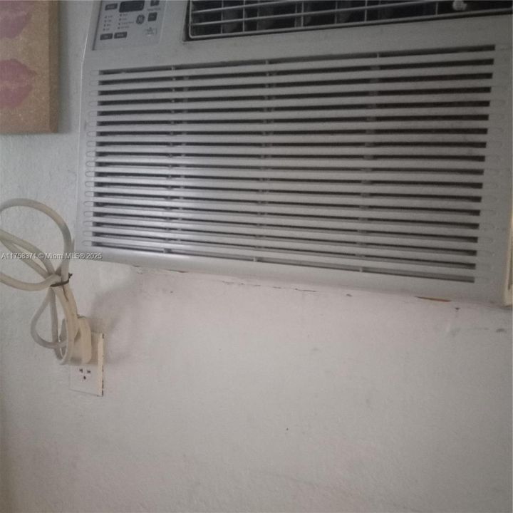 Activo con contrato: $590,000 (0 camas, 0 baños, 1944 Pies cuadrados)