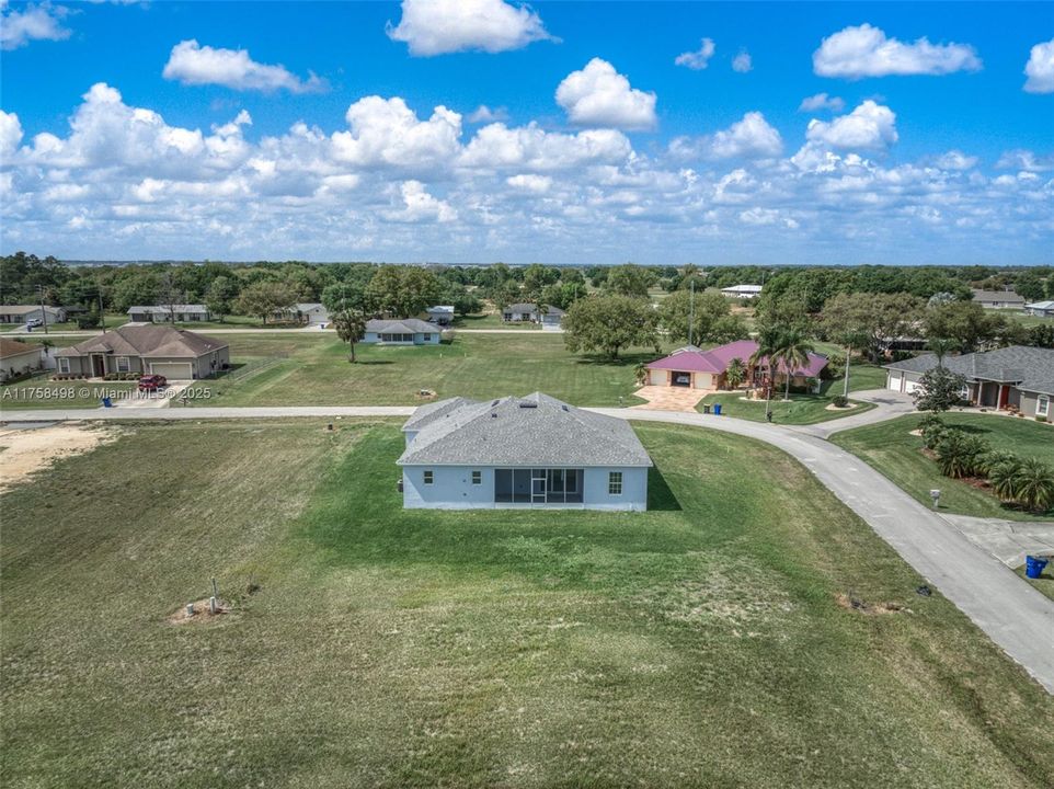 最近租的: $2,800 (3 贝兹, 3 浴室, 1916 平方英尺)