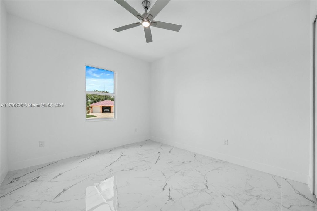 最近租的: $2,800 (3 贝兹, 3 浴室, 1916 平方英尺)