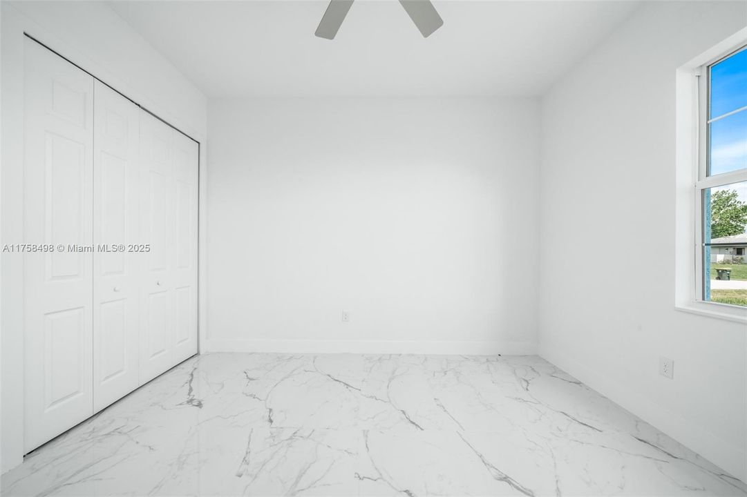 最近租的: $2,800 (3 贝兹, 3 浴室, 1916 平方英尺)