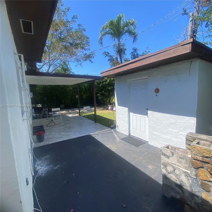 Недавно продано: $699,000 (4 спален, 3 ванн, 1750 Квадратных фут)