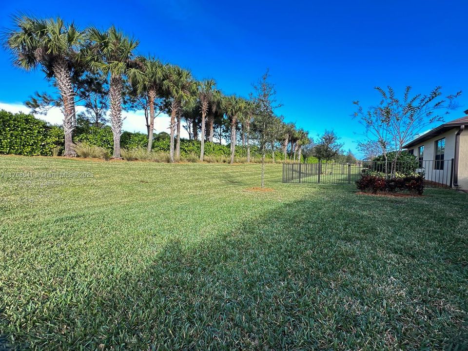 Recientemente alquilado: $2,600 (4 camas, 2 baños, 1850 Pies cuadrados)