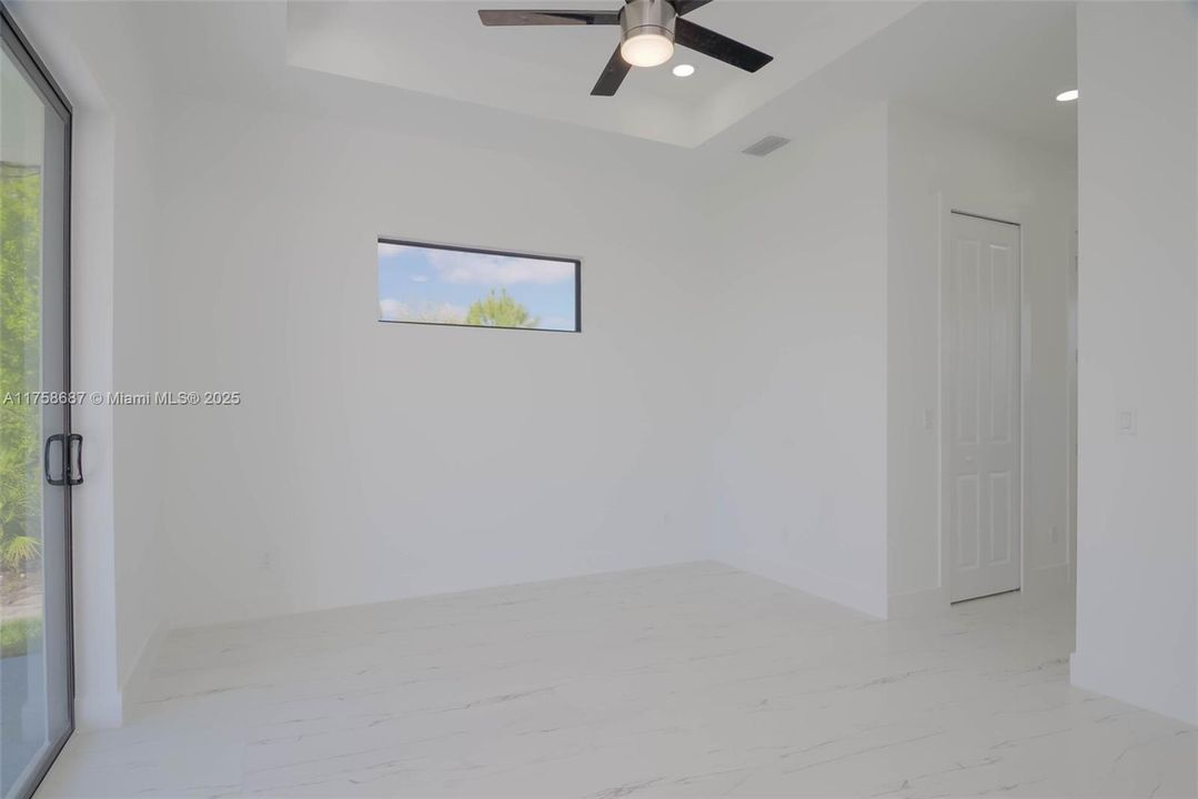 Recently Sold: $359,900 (3 beds, 2 baths, 1603 Square Feet)