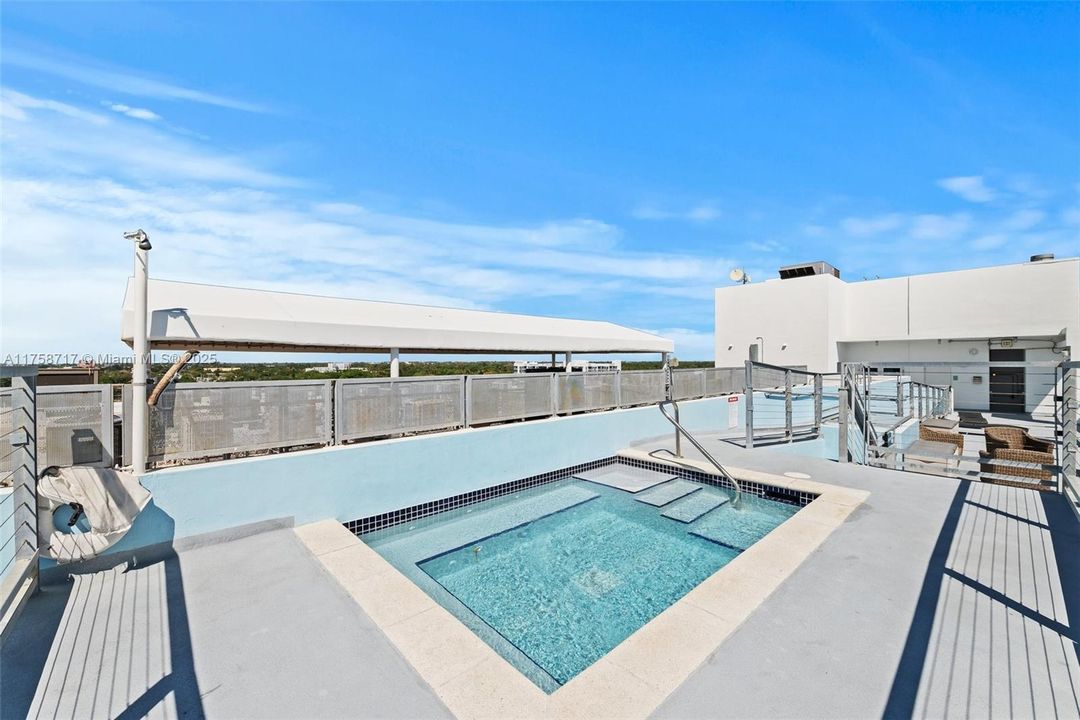 Vendido Recientemente: $399,000 (0 camas, 1 baños, 824 Pies cuadrados)