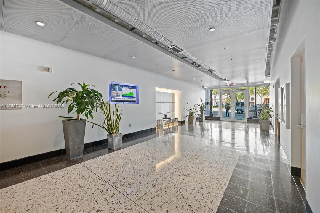 Vendido Recientemente: $399,000 (0 camas, 1 baños, 824 Pies cuadrados)