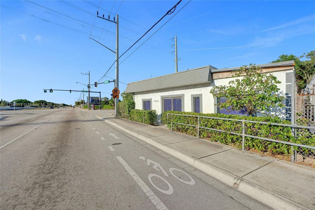 最近售出: $850,000 (0 贝兹, 0 浴室, 0 平方英尺)