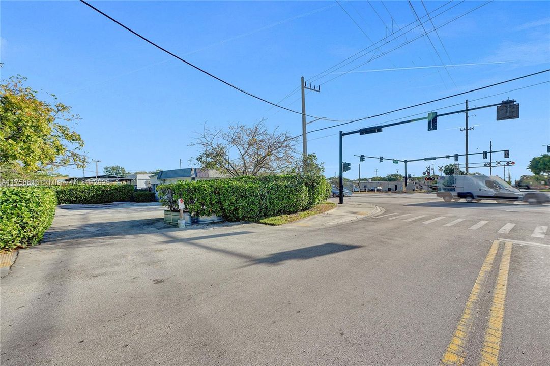 最近售出: $850,000 (0 贝兹, 0 浴室, 0 平方英尺)