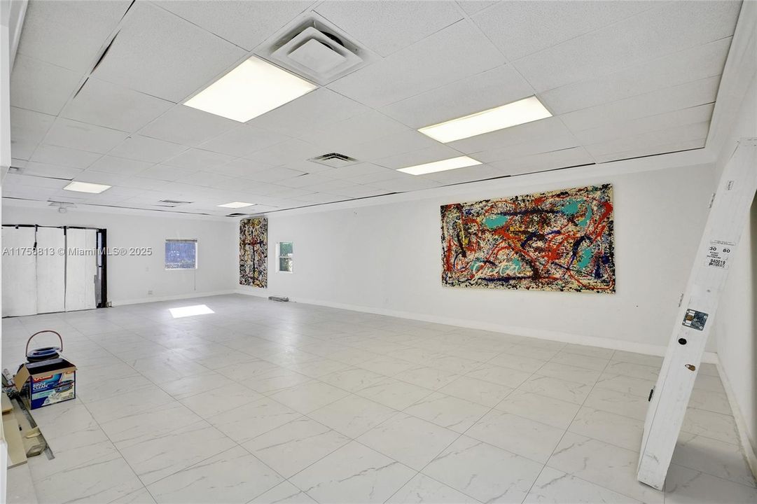 最近售出: $850,000 (0 贝兹, 0 浴室, 0 平方英尺)