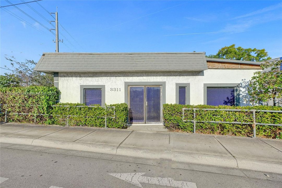 最近售出: $850,000 (0 贝兹, 0 浴室, 0 平方英尺)