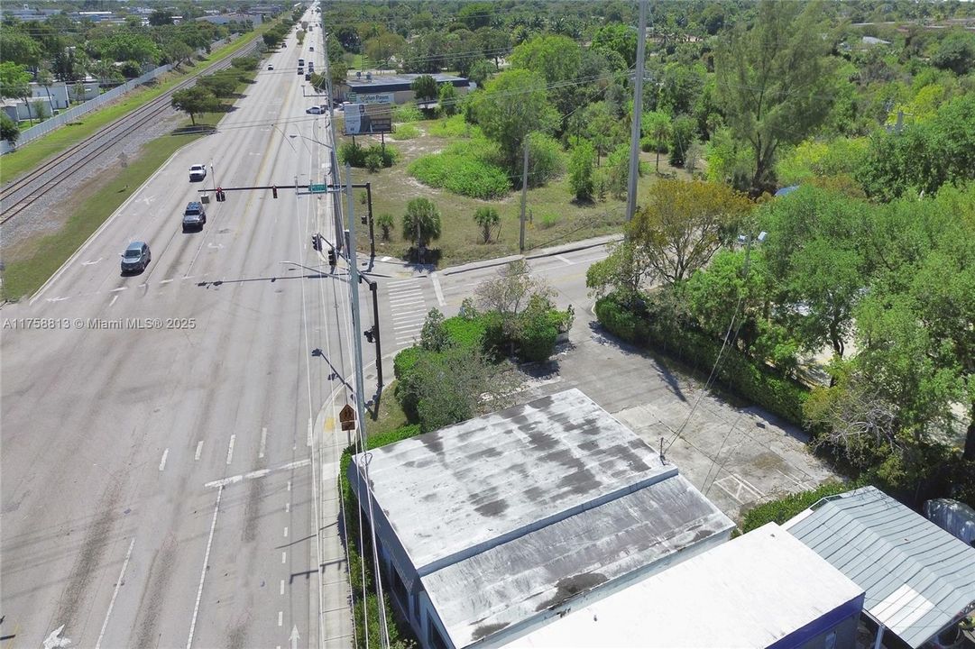 最近售出: $850,000 (0 贝兹, 0 浴室, 0 平方英尺)