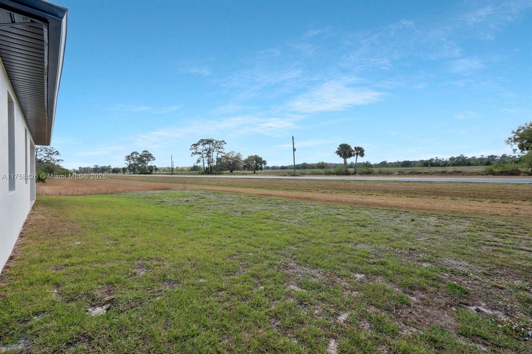 Недавно продано: $344,999 (3 спален, 2 ванн, 1874 Квадратных фут)