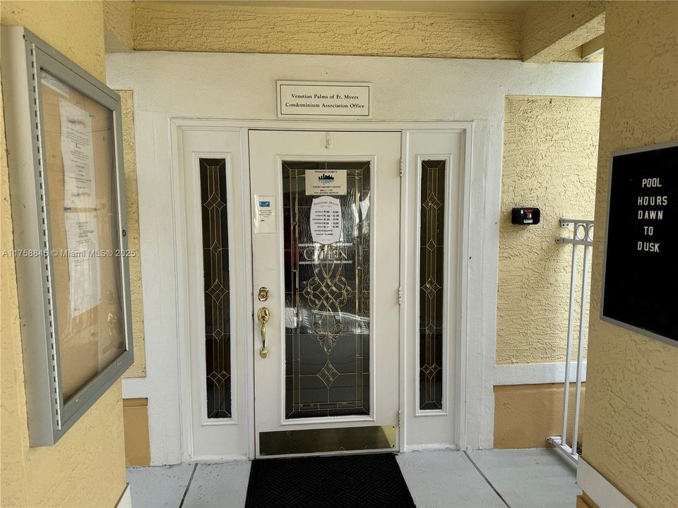 Recientemente alquilado: $1,400 (2 camas, 2 baños, 1033 Pies cuadrados)